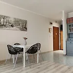 Kghn Wyszynskiego 12 Brama Portowa * Szczecin