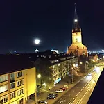 Kghn Wyszynskiego 12 Brama Portowa *