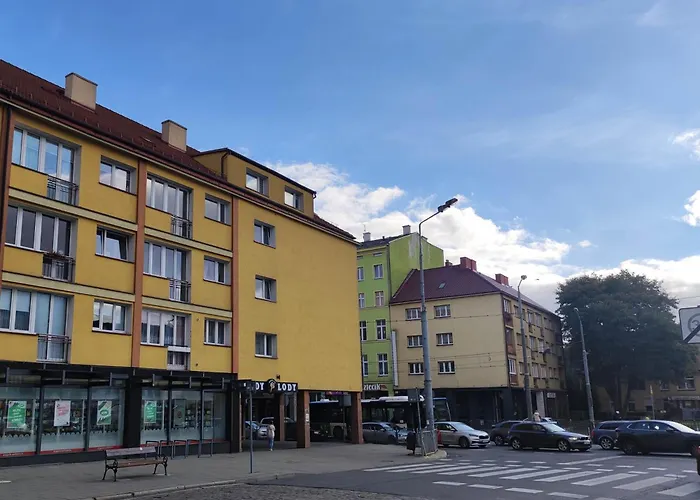 Kghn Wyszynskiego 12 Brama Portowa Lägenhet *