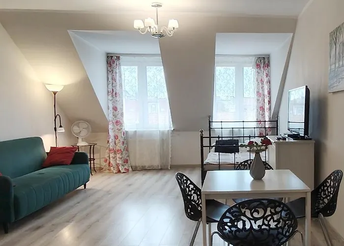 Kghn Wyszynskiego 12 Brama Portowa *