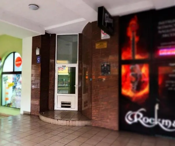 Kghn Wyszynskiego 12 Brama Portowa Lägenhet *